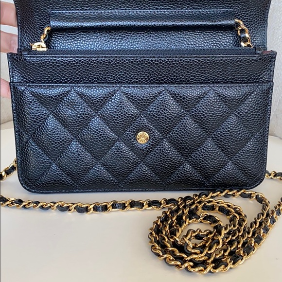❌SOLD💰Chanel Caviar Quilted Wallet On Chain Black - Picture 3 of 13